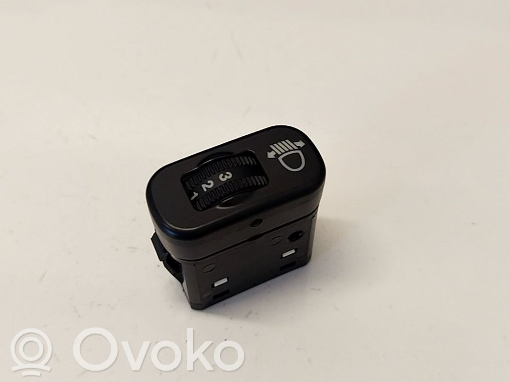 Mercedes-Benz Sprinter W906 Bouton commande réglage hauteur de phares 