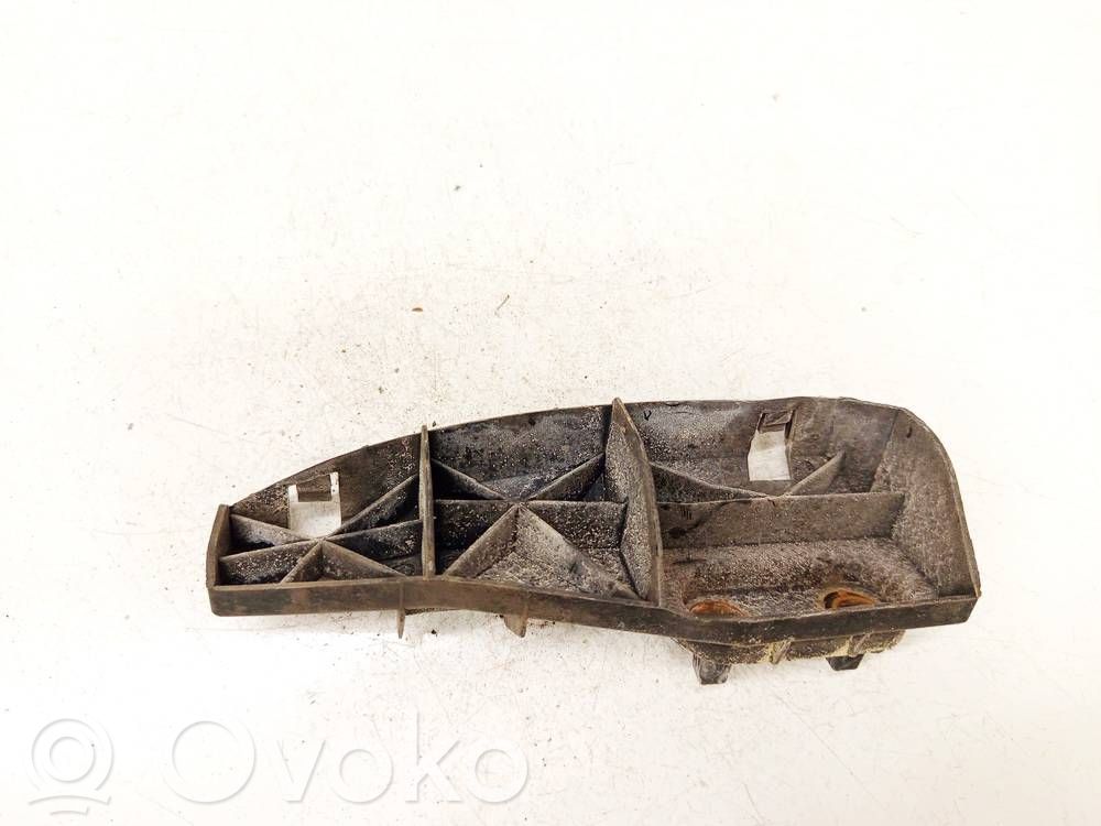 Toyota Corolla Verso AR10 Staffa di rinforzo montaggio del paraurti posteriore