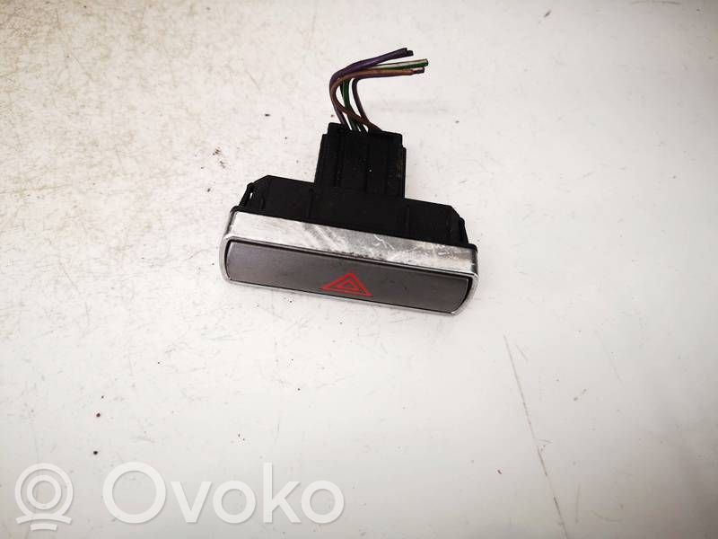 Ford Mondeo MK IV Przycisk świateł awaryjnych 