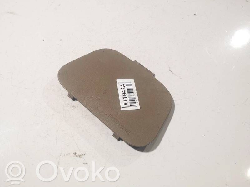 Opel Astra H Rivestimento inferiore laterale del sedile posteriore 
