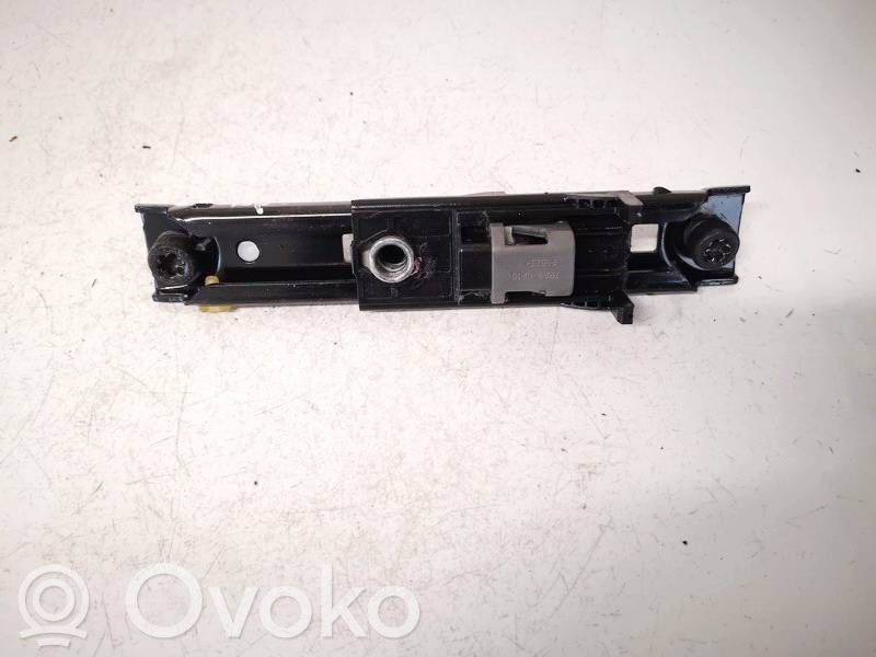 Opel Astra J Moldura de la guía del asiento delantero del conductor