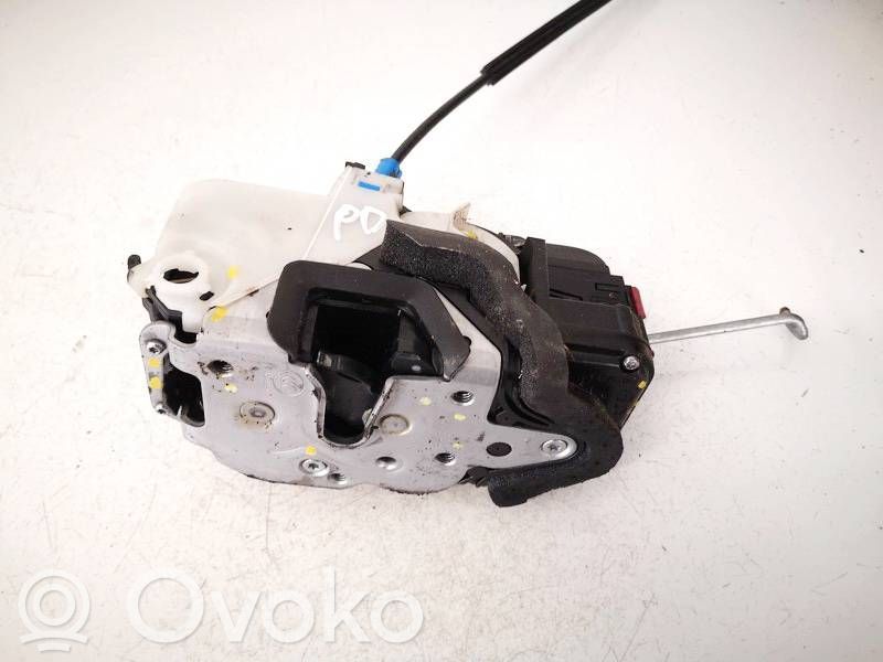 Opel Astra J Zamek drzwi przednich 
