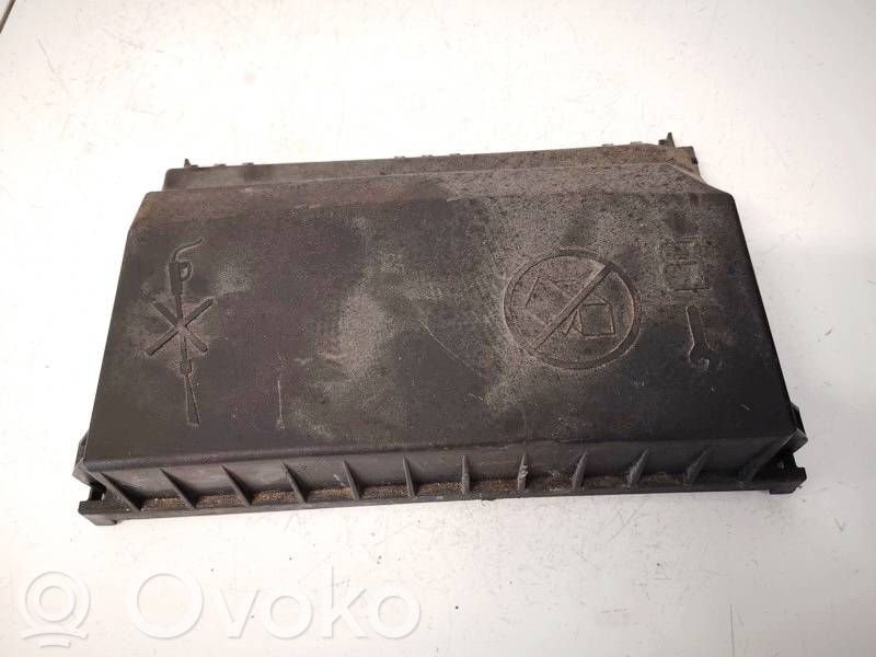 Opel Astra J Deckel Sicherungskasten
