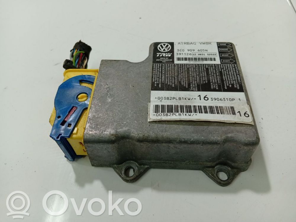 Volkswagen PASSAT B6 Sterownik / Moduł Airbag 