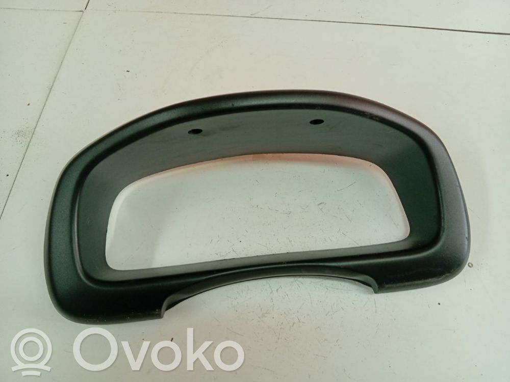 Kojelaudan kehys   7331180G10,7331180G10,7331180G10