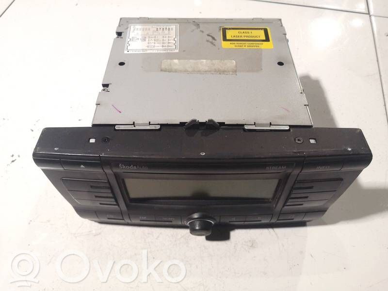Skoda Octavia Mk2 (1Z) Unità principale autoradio/CD/DVD/GPS