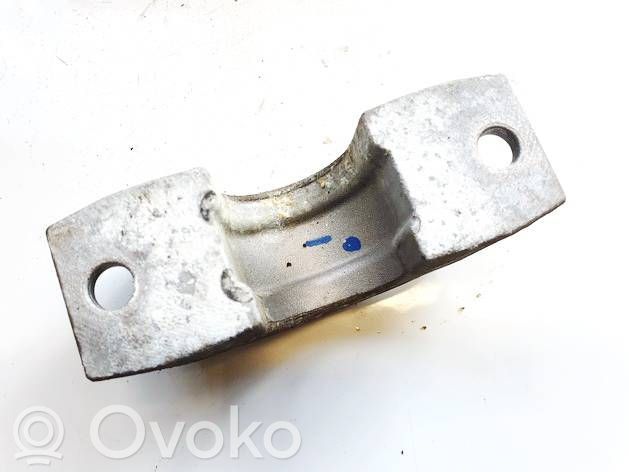 BMW 5 G30 G31 G38 Supporto per boccola della barra antirollio, anteriore 