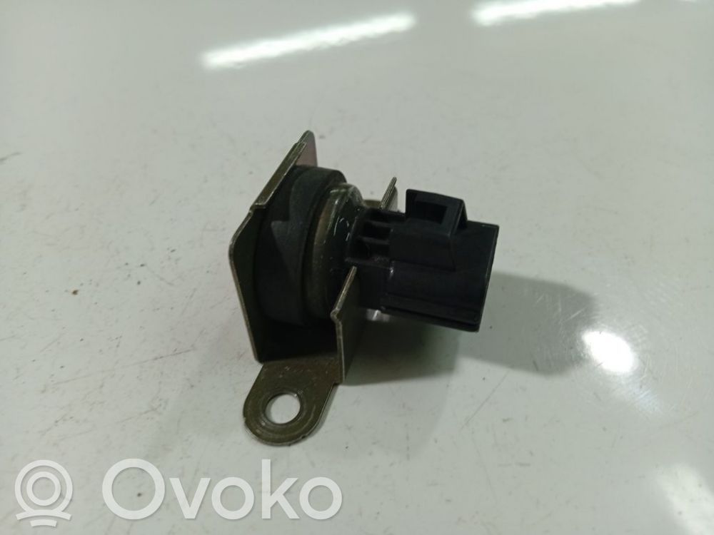 Sensor