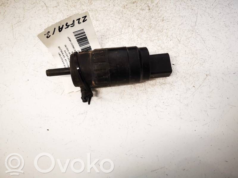 Skoda Octavia Mk2 (1Z) Pompa lavavetri parabrezza/vetro frontale 