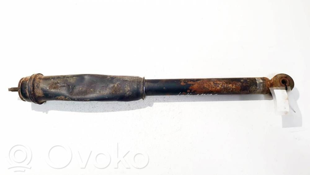 Mitsubishi Grandis Takaiskunvaimennin 