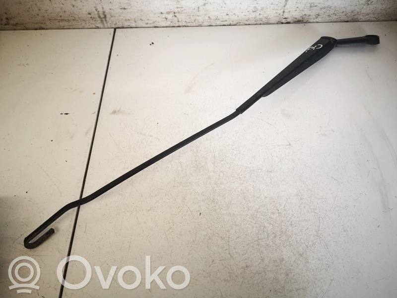 Volkswagen Golf IV Braț ștergător față 