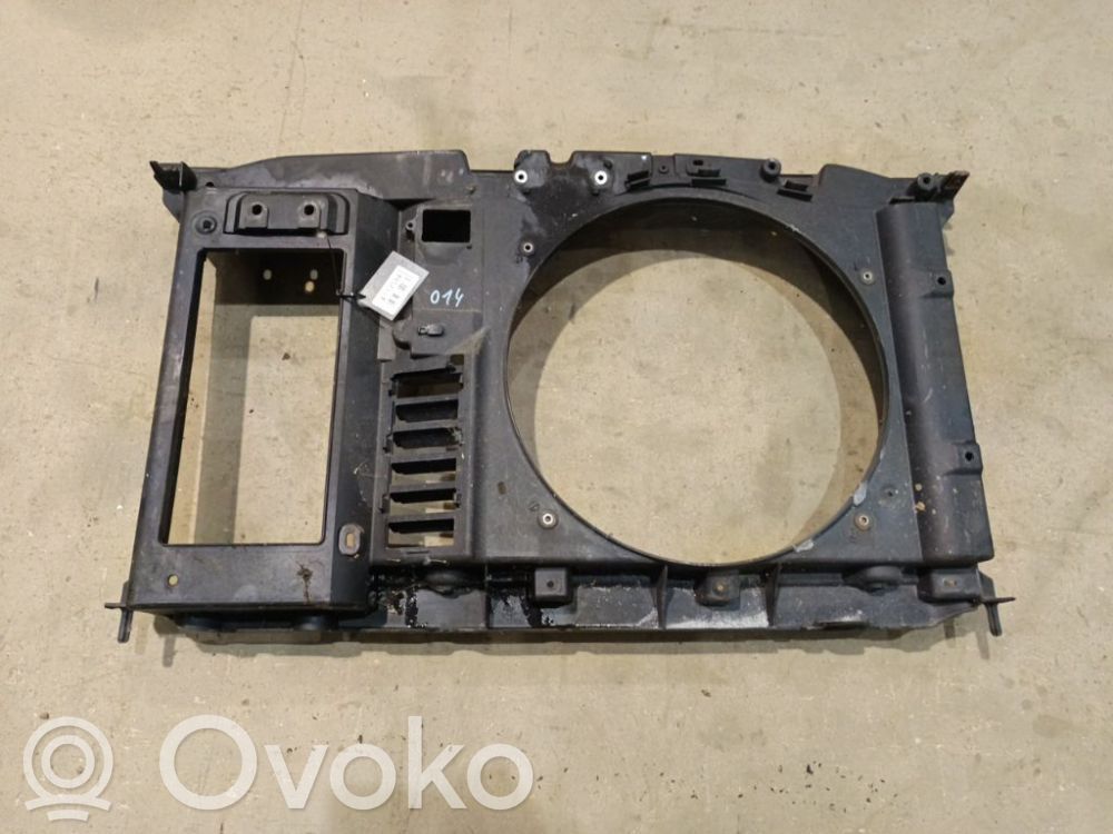 Citroen C4 I Jäähdyttimen jäähdytinpuhaltimen suojus 
