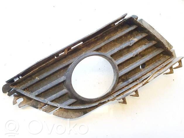 Opel Corsa C Kratka dolna zderzaka przedniego