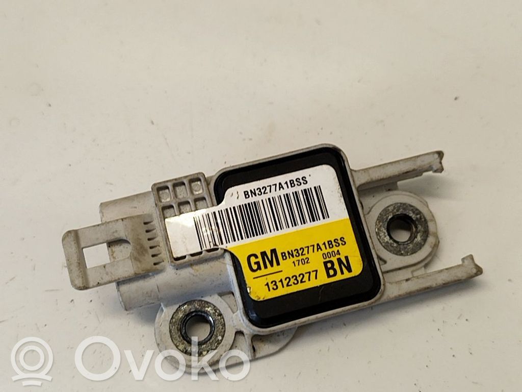 Opel Vectra C Airbagsensor Crashsensor Drucksensor 