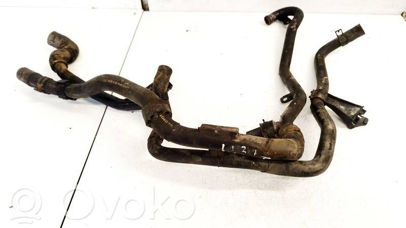 Volkswagen Golf VI Tuyau de liquide de refroidissement moteur