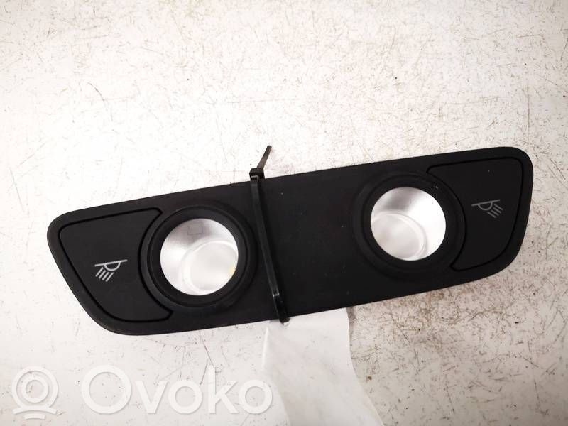 Audi Q5 SQ5 FY Etuistuimen valo