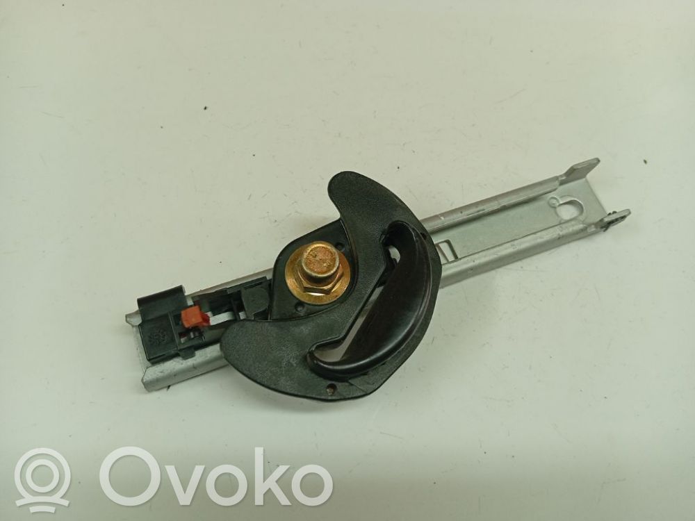 Peugeot 807 Riel de ajuste del cinturón de seguridad 