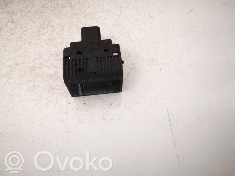 Volkswagen Cross Polo Bouton commande réglage hauteur de phares
