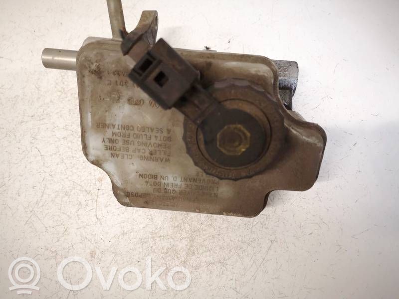 Volkswagen Touran I Zbiornik płynu hamulcowego 