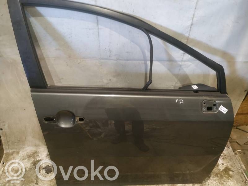 Toyota Corolla Verso AR10 Puerta delantera 