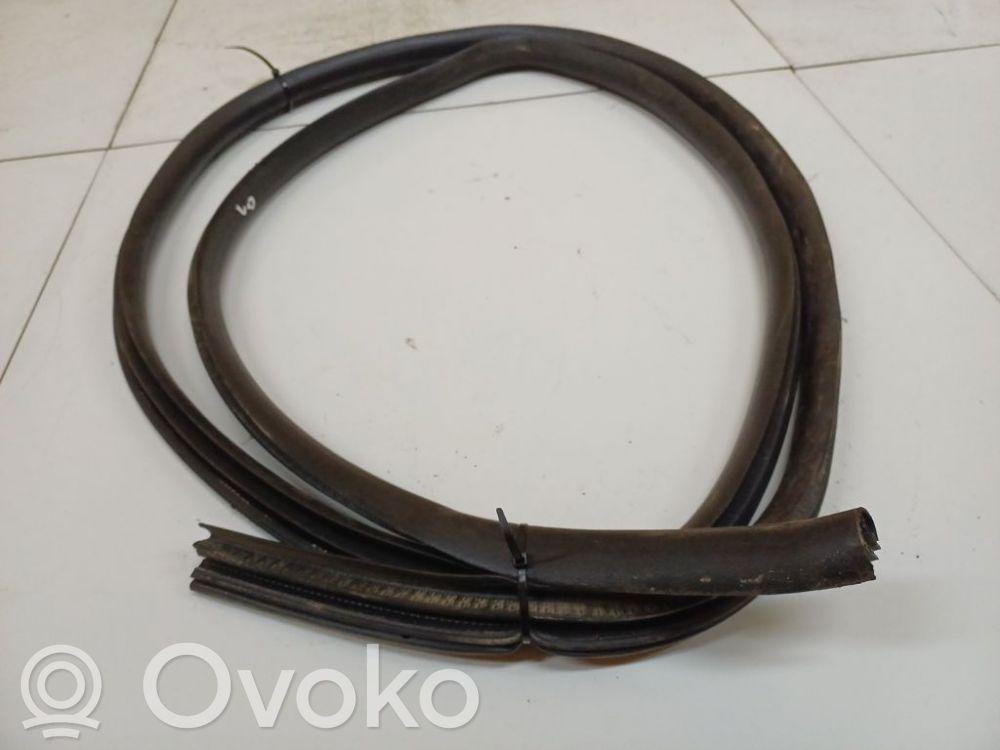 Nissan Note (E11) Cheder cauciuc ușă spate 