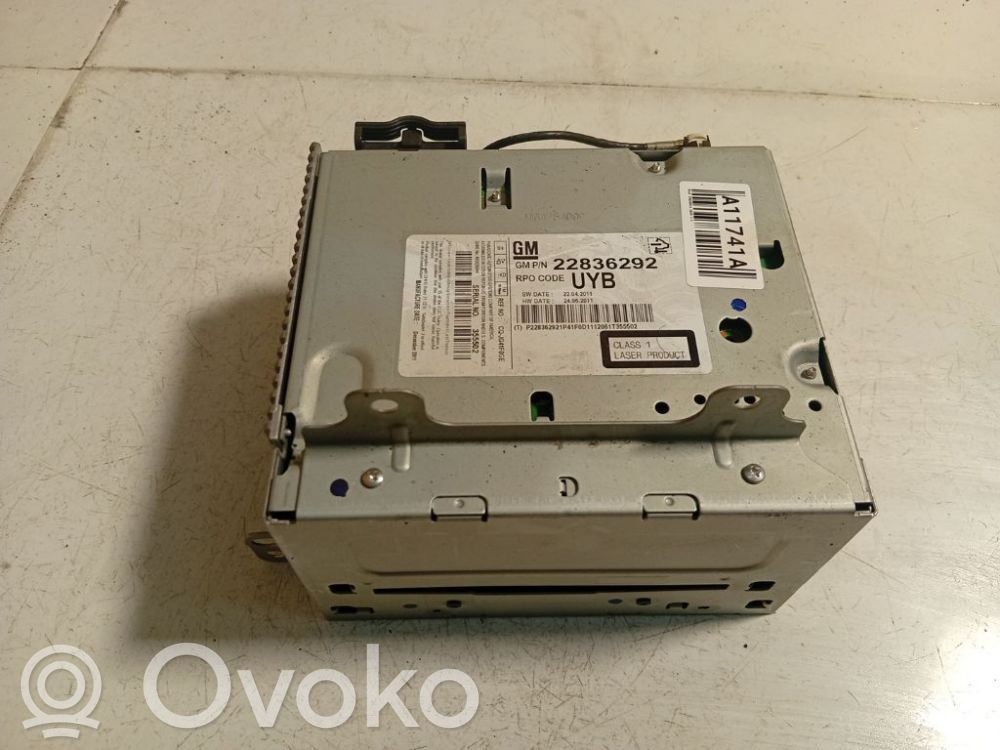 Opel Insignia A Unité principale radio / CD / DVD / GPS 