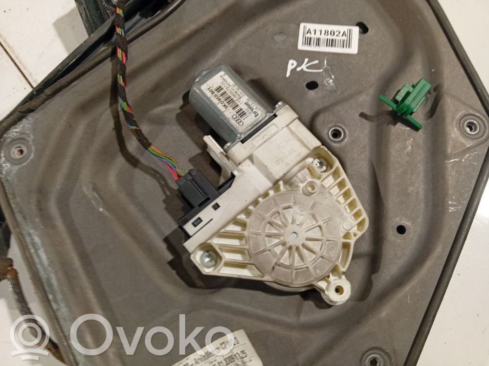 Skoda Superb B6 (3T) Motor del regulador de la ventanilla de la puerta delantera 