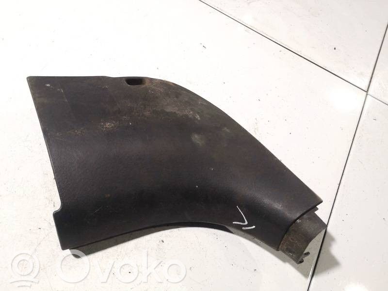 Toyota Yaris Rivestimento inferiore laterale del sedile posteriore