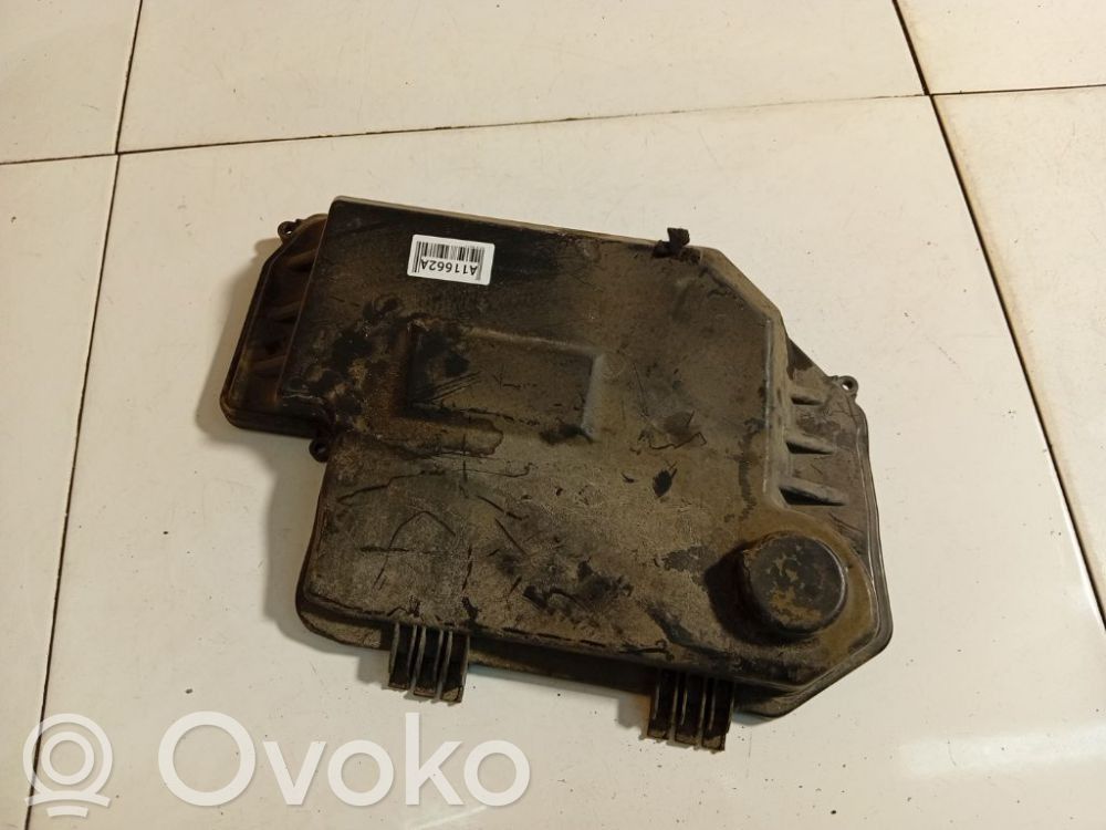 Audi A6 S6 C6 4F Pokrywa skrzynki bezpieczników 