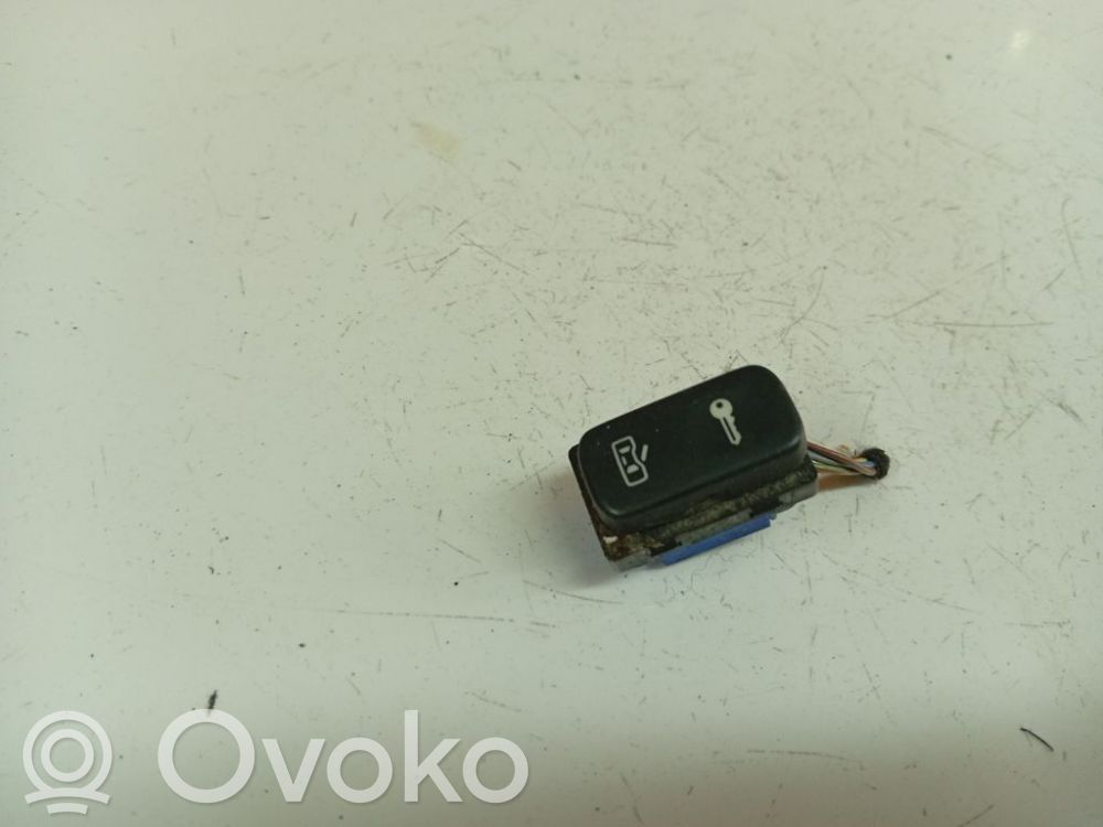 Skoda Octavia Mk2 (1Z) Przycisk centralnego zamka