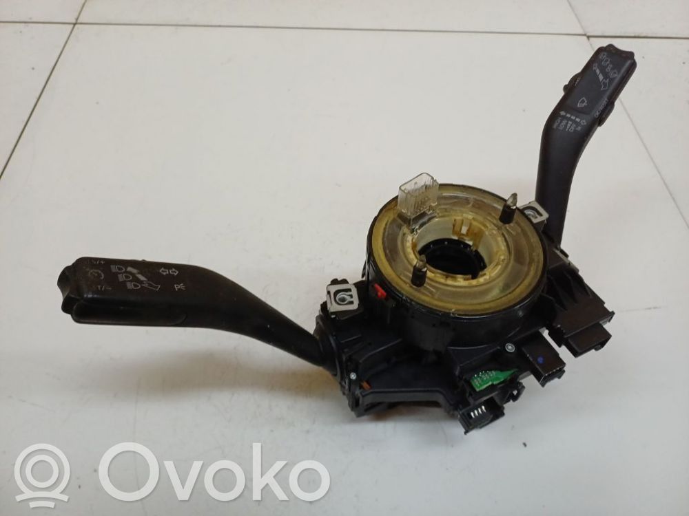Skoda Octavia Mk2 (1Z) Bague collectrice/contacteur tournant airbag (bague SRS) 