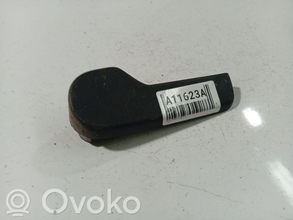 Skoda Octavia Mk2 (1Z) Hebel Öffner Griff Motorhaube 