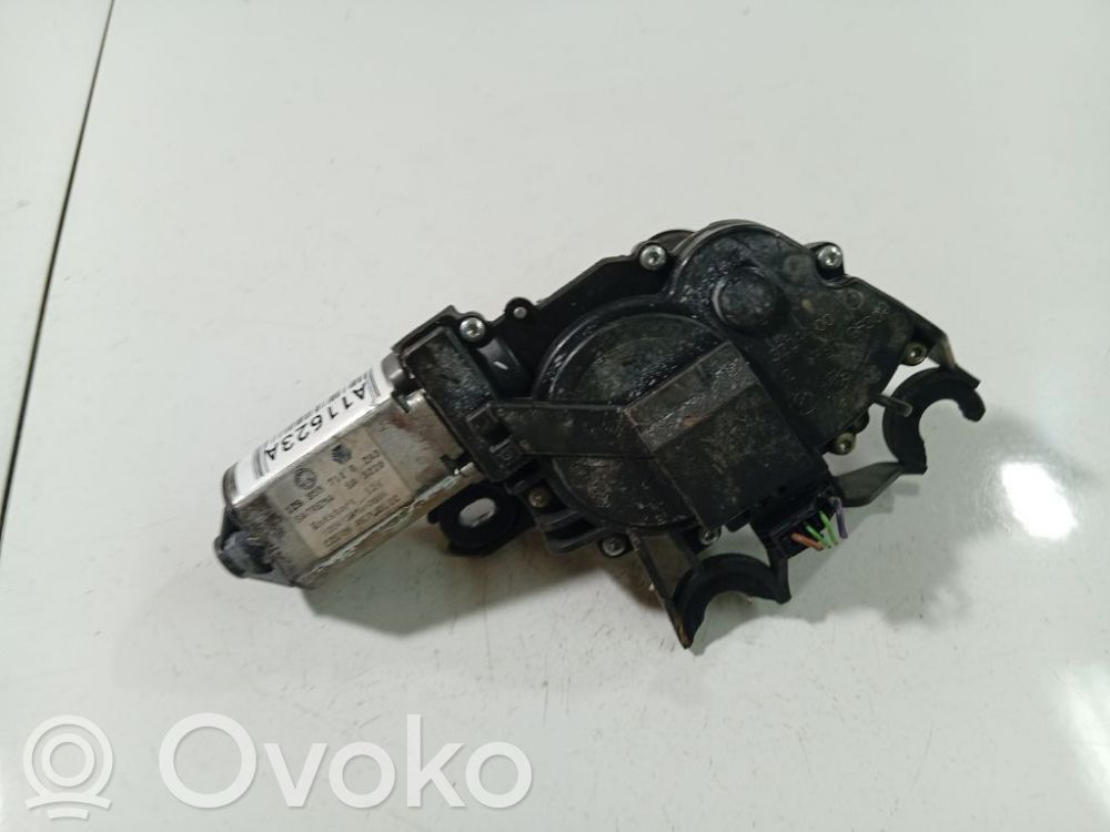 Skoda Octavia Mk2 (1Z) Wischermotor Heckscheibe 
