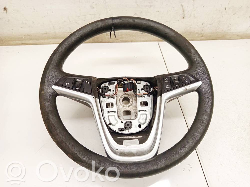 Opel Astra J Volante