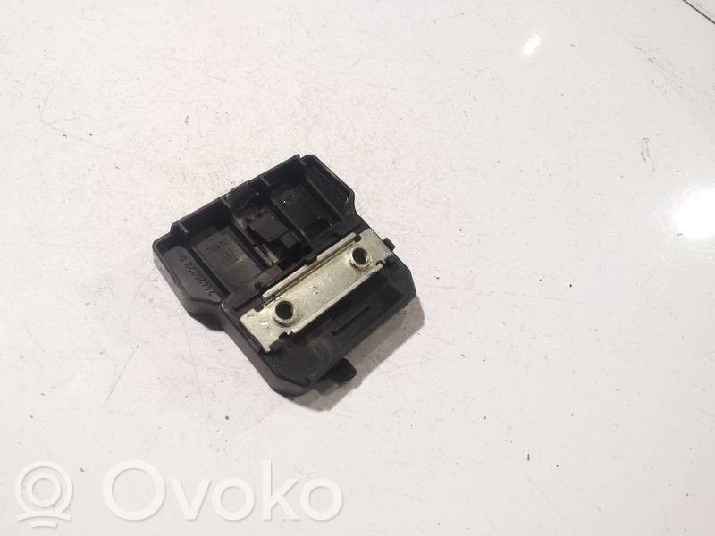 Opel Zafira A Gatillo de cierre del asiento trasero