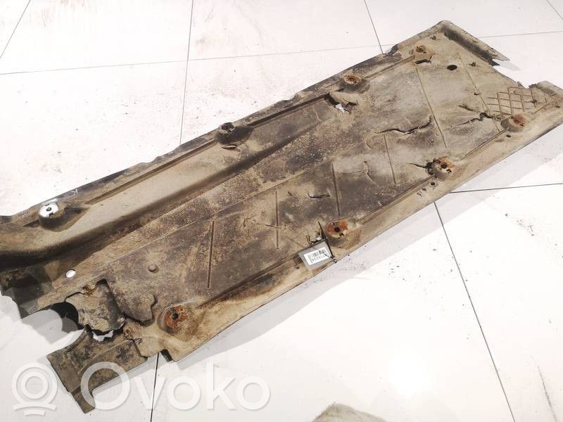 Renault Clio II Cache de protection sous moteur