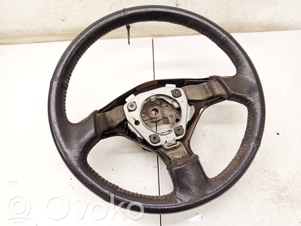 Mitsubishi Space Runner Kierownica