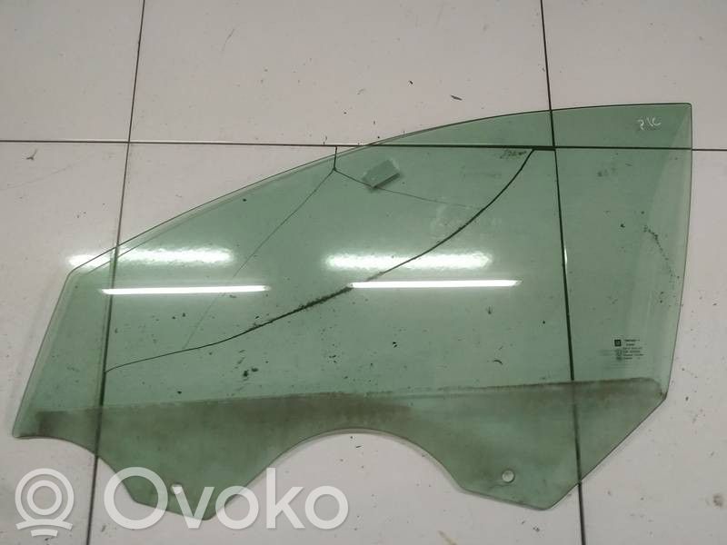 Opel Insignia A Vetro del finestrino della portiera anteriore - quattro porte