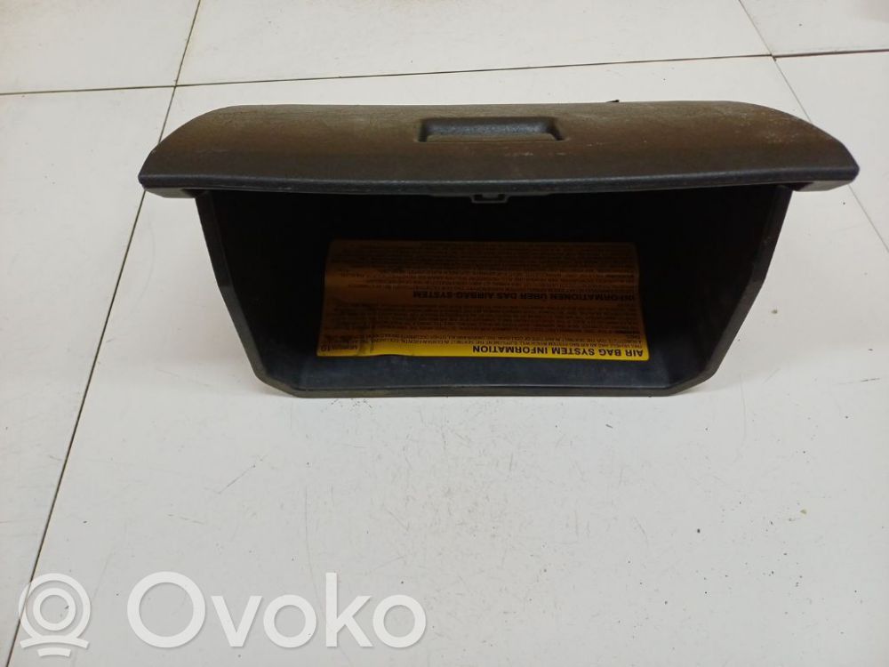 Mitsubishi Pajero Pinin Handschuhfach