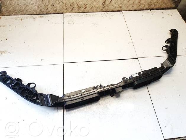 Mercedes-Benz CLA C118 X118 Support de radiateur sur cadre face avant 
