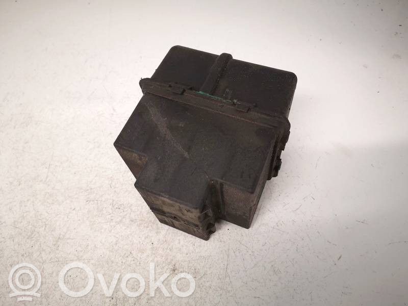 Volkswagen PASSAT B6 Juego de caja de fusibles