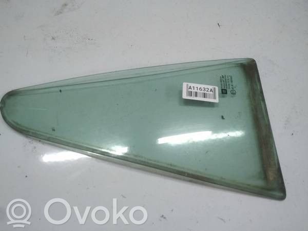 Opel Astra H Vetro del deflettore posteriore