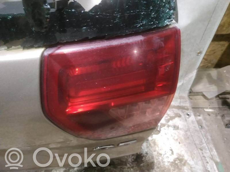 Citroen C5 Feux arrière sur hayon 