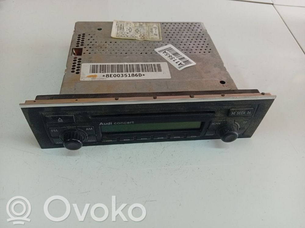 Audi A4 S4 B6 8E 8H Unidad delantera de radio/CD/DVD/GPS