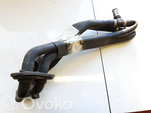 Audi Q7 4M Engine coolant pipe/hose