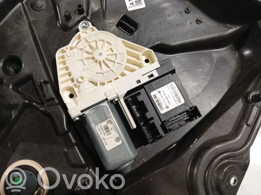 Volkswagen Golf VI Priekšpusē loga pacēlāja motoriņš 