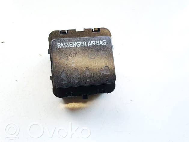 Toyota Auris E180 Wyłącznik poduszki powietrznej Airbag pasażera 