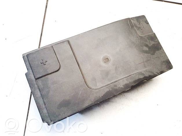 Opel Insignia A Couvercle de boîtier de batterie 