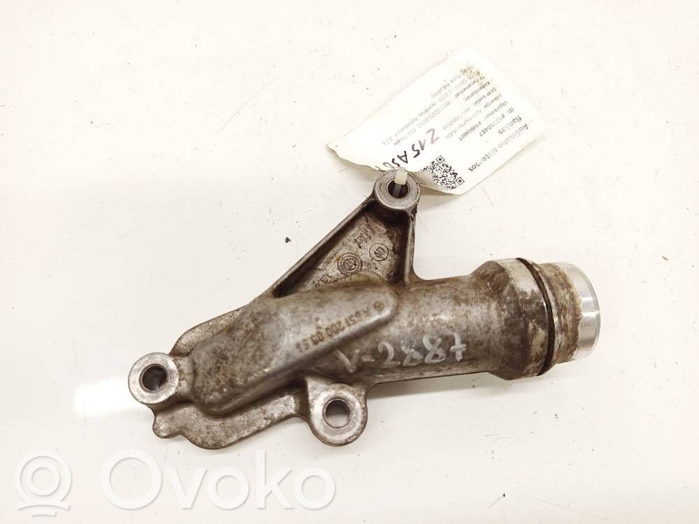 Mercedes-Benz B W246 W242 Moottorin vesijäähdytyksen putki/letku 