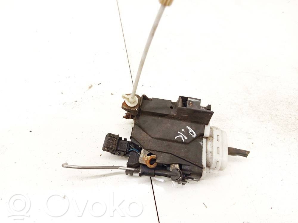 Audi 100 S4 C4 Serrure de porte avant 